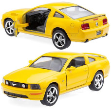 Коллекционная машинка Ford Mustang GT 2006 Kinsmart КТ5091 Желтый, 12 см (КТ5091 Yellow-RT) Коллекционная машинка Ford Mustang GT 2006 Kinsmart КТ5091 Желтый, 12 см (КТ5091 Yellow-RT)